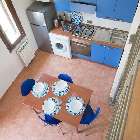 Altido Spacious Apt For 4 In Residential Area With Free Parking ปิซา ภายนอก รูปภาพ