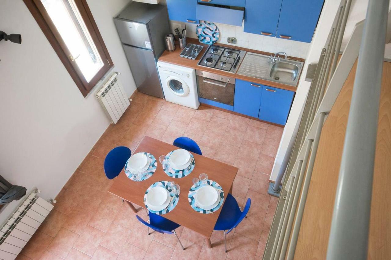 Altido Spacious Apt For 4 In Residential Area With Free Parking ปิซา ภายนอก รูปภาพ