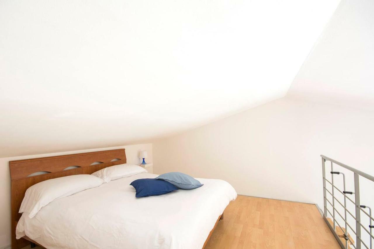 Altido Spacious Apt For 4 In Residential Area With Free Parking ปิซา ภายนอก รูปภาพ