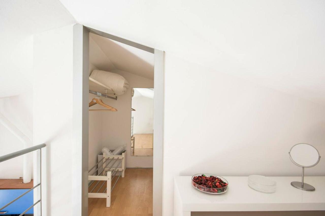 Altido Spacious Apt For 4 In Residential Area With Free Parking ปิซา ภายนอก รูปภาพ